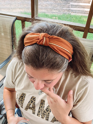 Simple Line Knot Headband