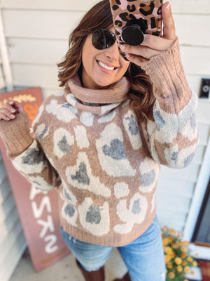 Leop Blush Sweater