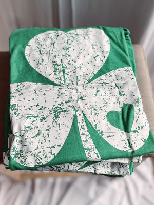 Sunday Steal Tee • Shamrock