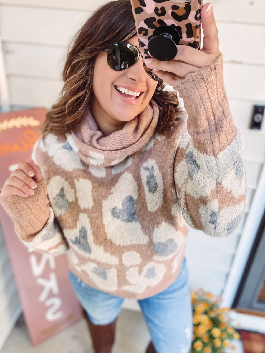 Leop Blush Sweater